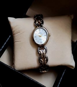 OMEGA OM-Oval-09B